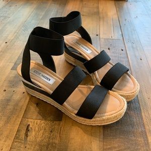 Steve Madden Striped Flatform Sandals